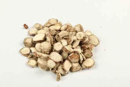 POOLANKIZHANGU / WHITE TURMERIC / SPIKED GINGER LILY POWDER